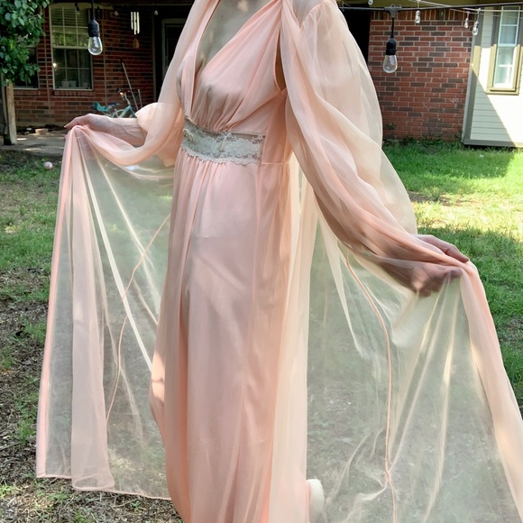 Vintage 60s peignoir slip and robe set - Picture 6 of 11